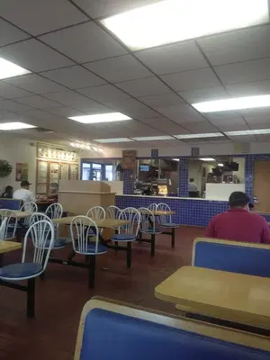 Baker's Drive-Thru