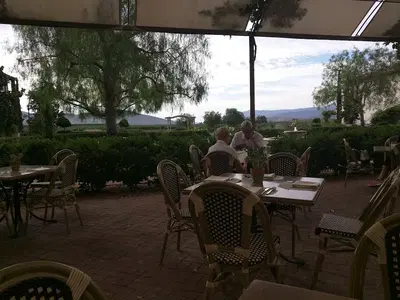 Bouquet Restaurant