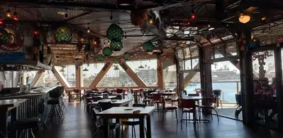 Joe's Crab Shack