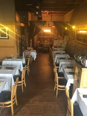 Vine Restaurant & Bar