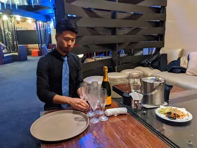 Bristol Restaurant & Bar