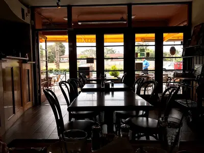 Bonjour Cafe