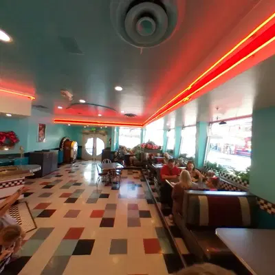 Coasters Diner