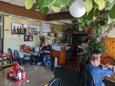 Saigon Deli Restaurant - Pho Cong Ly