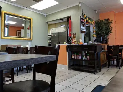 Sriracha Thai Restaurant