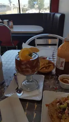 Mariscos Linda 4