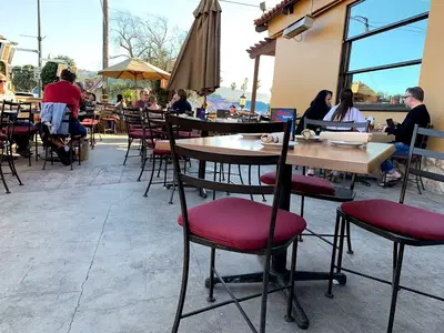 H.T. Grill