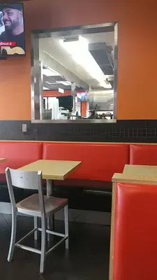 Tam's Burgers