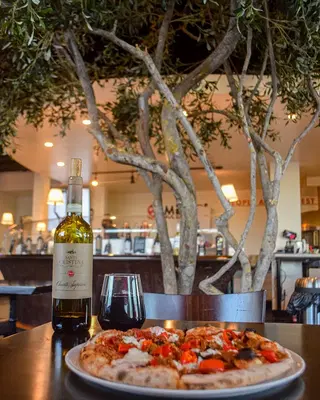 Midici Wood Fired Pizza & Kitchen