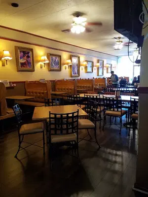 Media Noche Cuban Cuisine