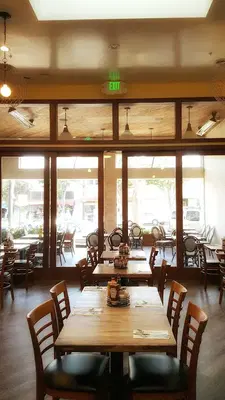 Cafe 382