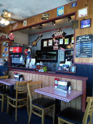 Kyng's BBQ, (old Texas West BBQ)