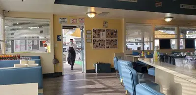 Bobbi's Coffee Shop & Cafe