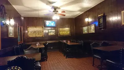 Chris & Pitts BBQ Restaurant