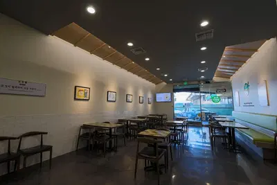 Bonjuk and Bibimbab Cafe