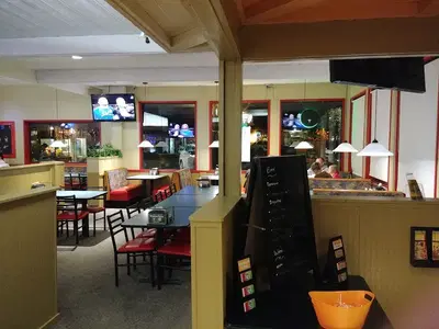 Round Table Pizza