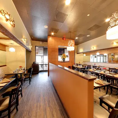 Villa Capri Trattoria & Wine Bar