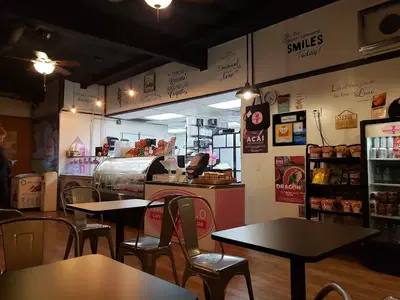 Niko's Halo-Halo & Sari-Sari