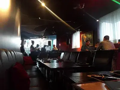 Luxe Restaurant and World Famous Martini Bar