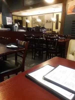 101 Sushi Roll and Grill
