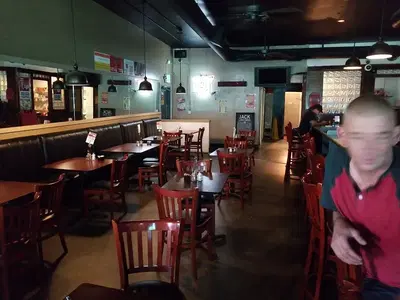 Highland Pizza & Pub