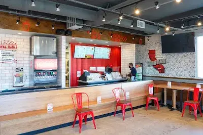MOOYAH Burgers, Fries & Shakes