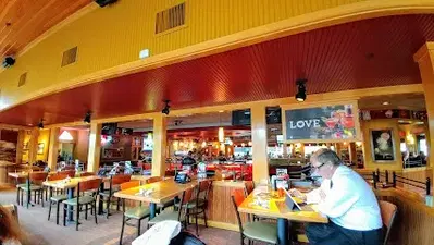 Applebee's Grill + Bar