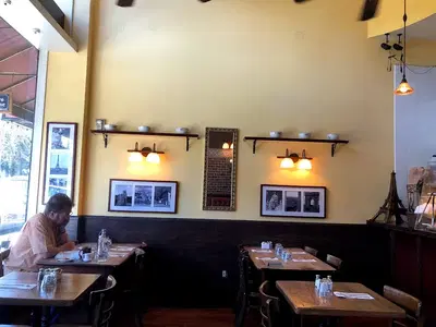 Bistro Maxine