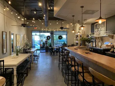 Magnolia Bistro & Wine Bar