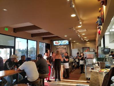 Aqui Waterford Plaza Center