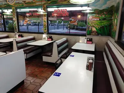 Tom's Burgers #1
