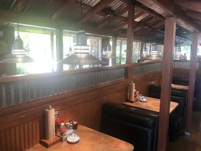 Huckleberry's Breakfast and Lunch