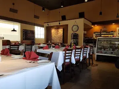 Cosmo's Bistro