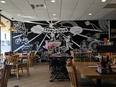 Pholicious Restaurant