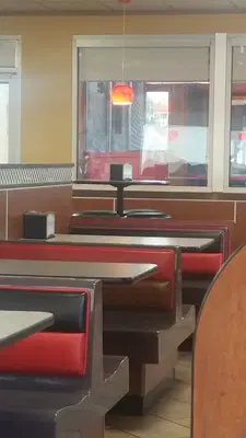 Carl's Jr.