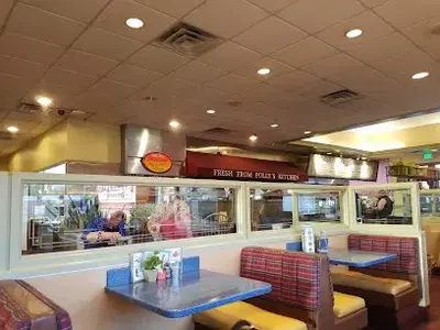 Polly's Pies Restaurant & Bakery