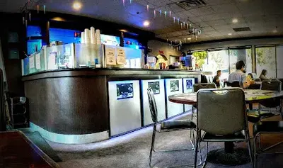J J Hong Kong Cafe