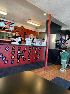 Kiki's Chicken Place