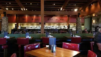 Lazy Dog Restaurant & Bar