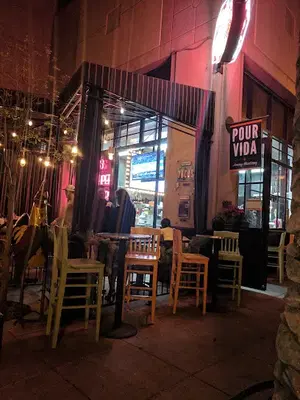Pour Vida Tortillas & Taps - Anaheim