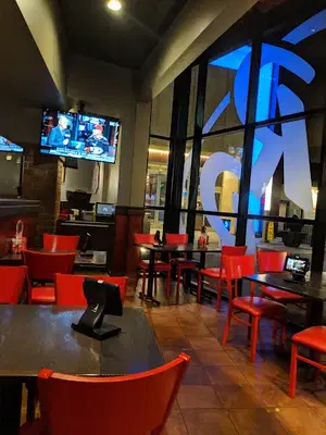 Red Robin Gourmet Burgers and Brews