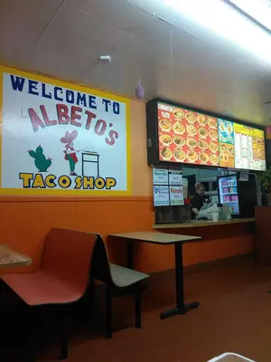 Albeto's Taco Shop