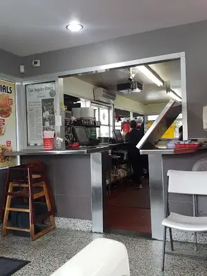 Dino's Famous Chicken