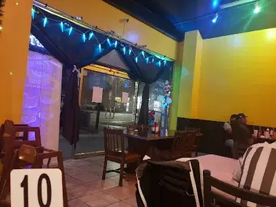 Paseo Salvadoreño Restaurant
