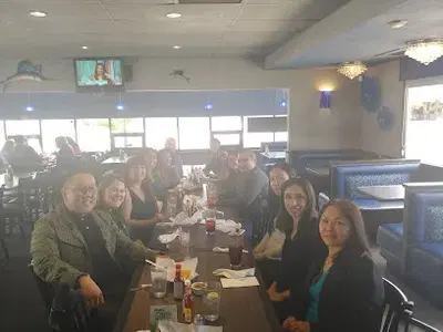 7 Mares Family Restaurant