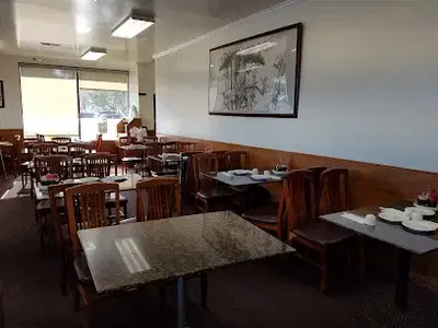 Mr Fong BBQ & Noodles
