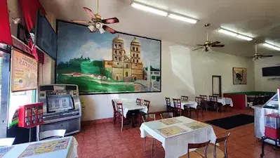 Los Primos Restaurant