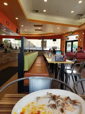 Tom's Burgers 31