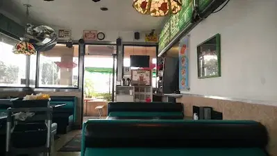 Dino's Charbroiled Burgers La Puente