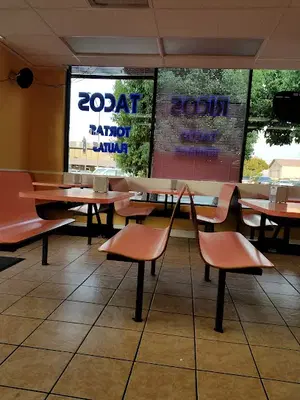 Ricos Tacos